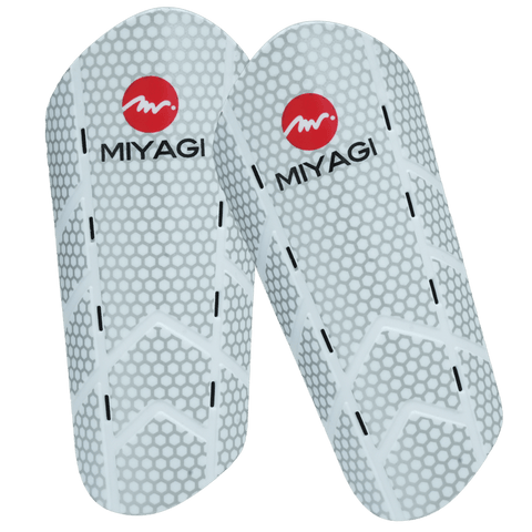 Canillera Futbol Miyagi MSP006 - Molten ColombiaCanillera para Futbol